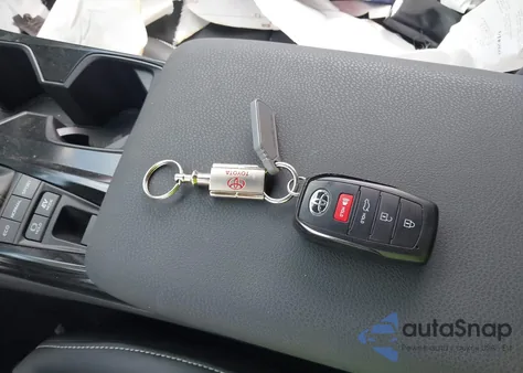 2025 Toyota Camry Se from USA, damaged, VIN 4T1DAACK9SU155915